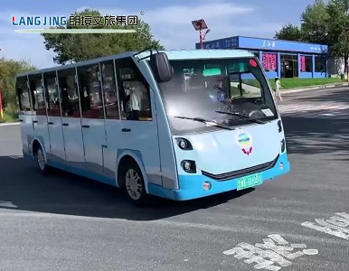 出发青海湖！五菱旅行车邀你一起避暑啦